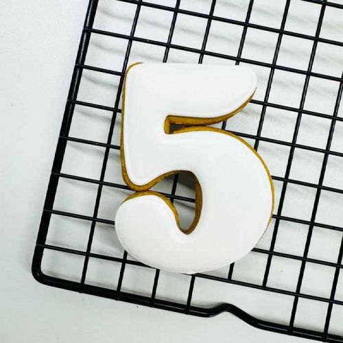 Пряник имбирный "5" белый, 8см Пряник имбирный "5" белый, 8см